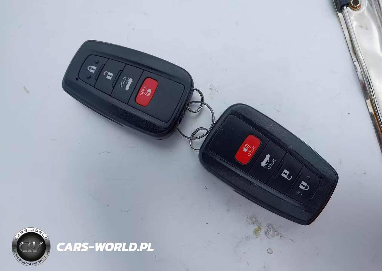 2020 Toyota Camry Le Hybrid VIN:4T1L31AK1LU523398 - 11