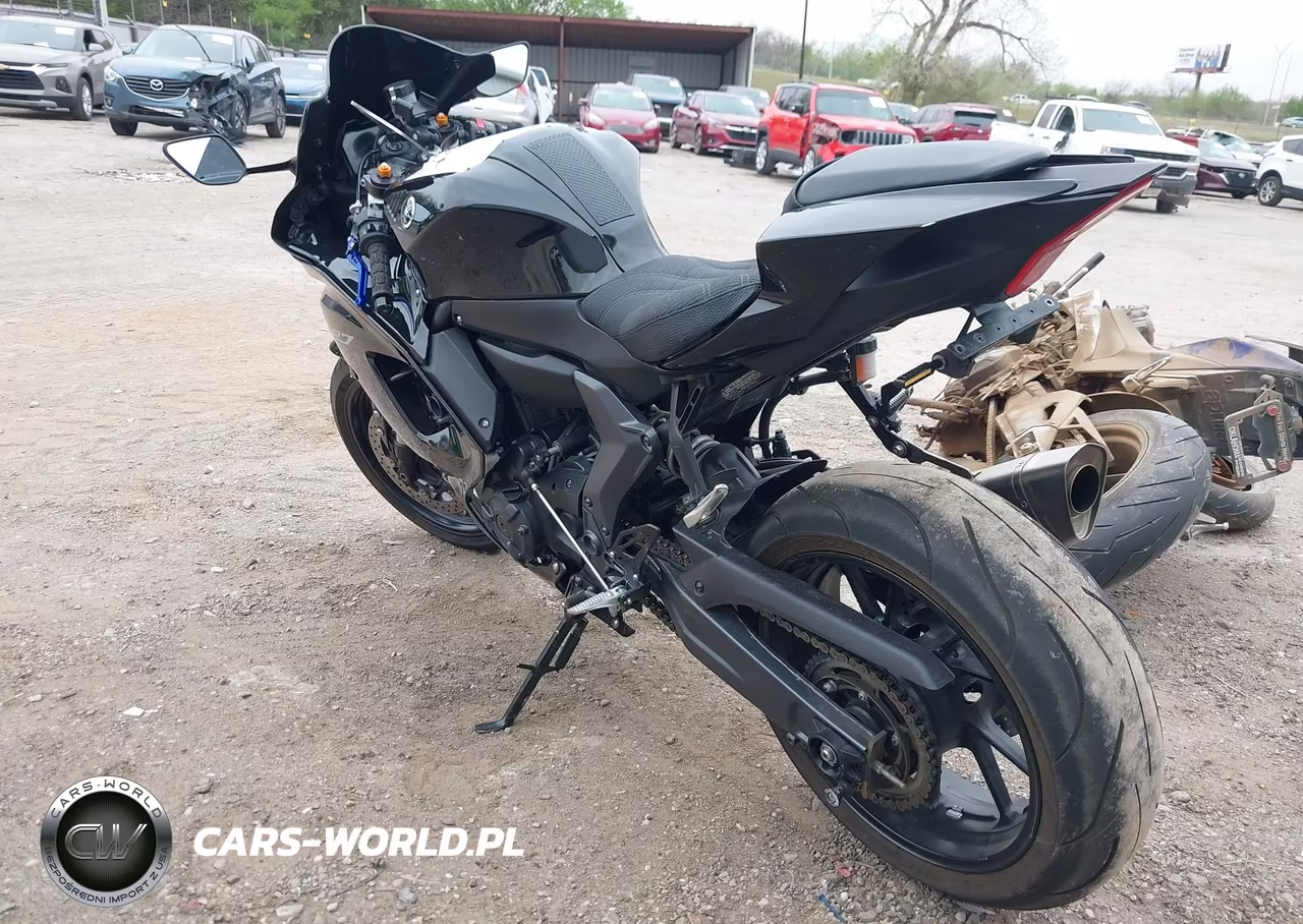2024 Yamaha Yzfr7 VIN:JYARM38E3RA009355 - 3