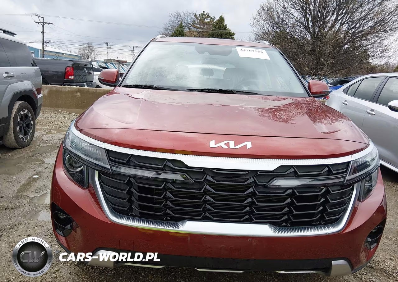 2025 Kia Seltos S VIN:KNDEUCAA4S7703114 - 12
