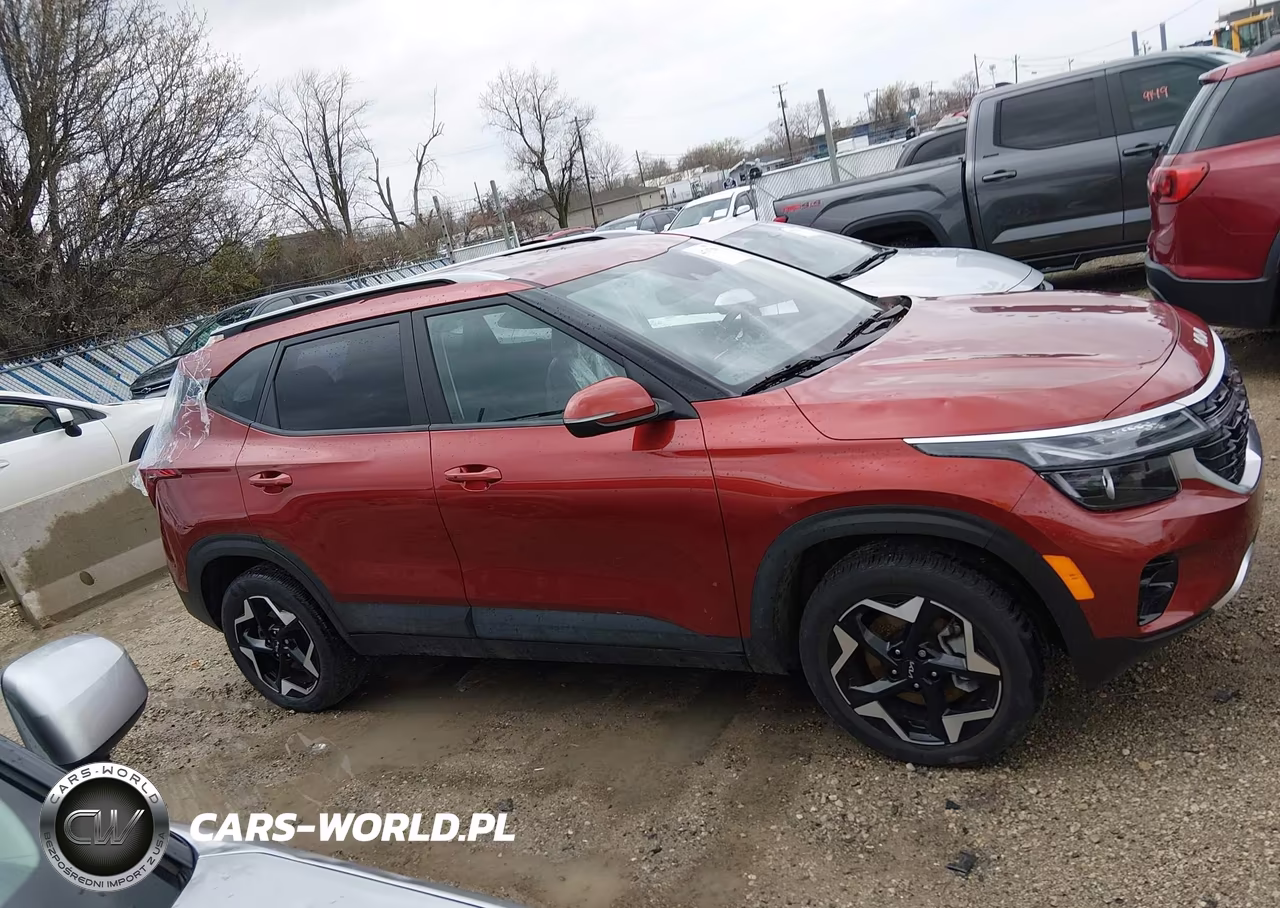 2025 Kia Seltos S VIN:KNDEUCAA4S7703114 - 13