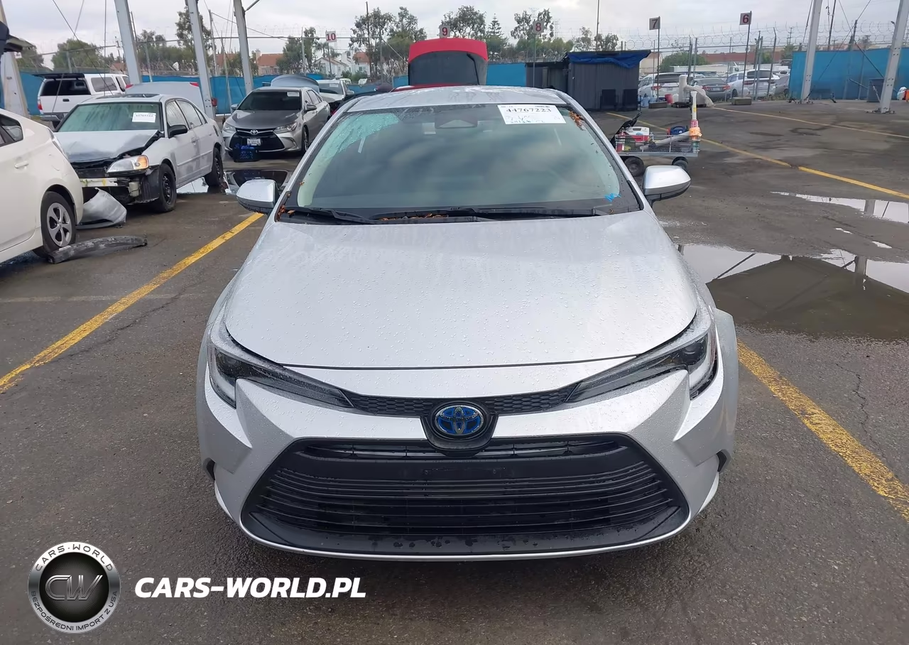 2024 Toyota Corolla Hybrid Le VIN:JTDBCMFE0R3046028 - 12