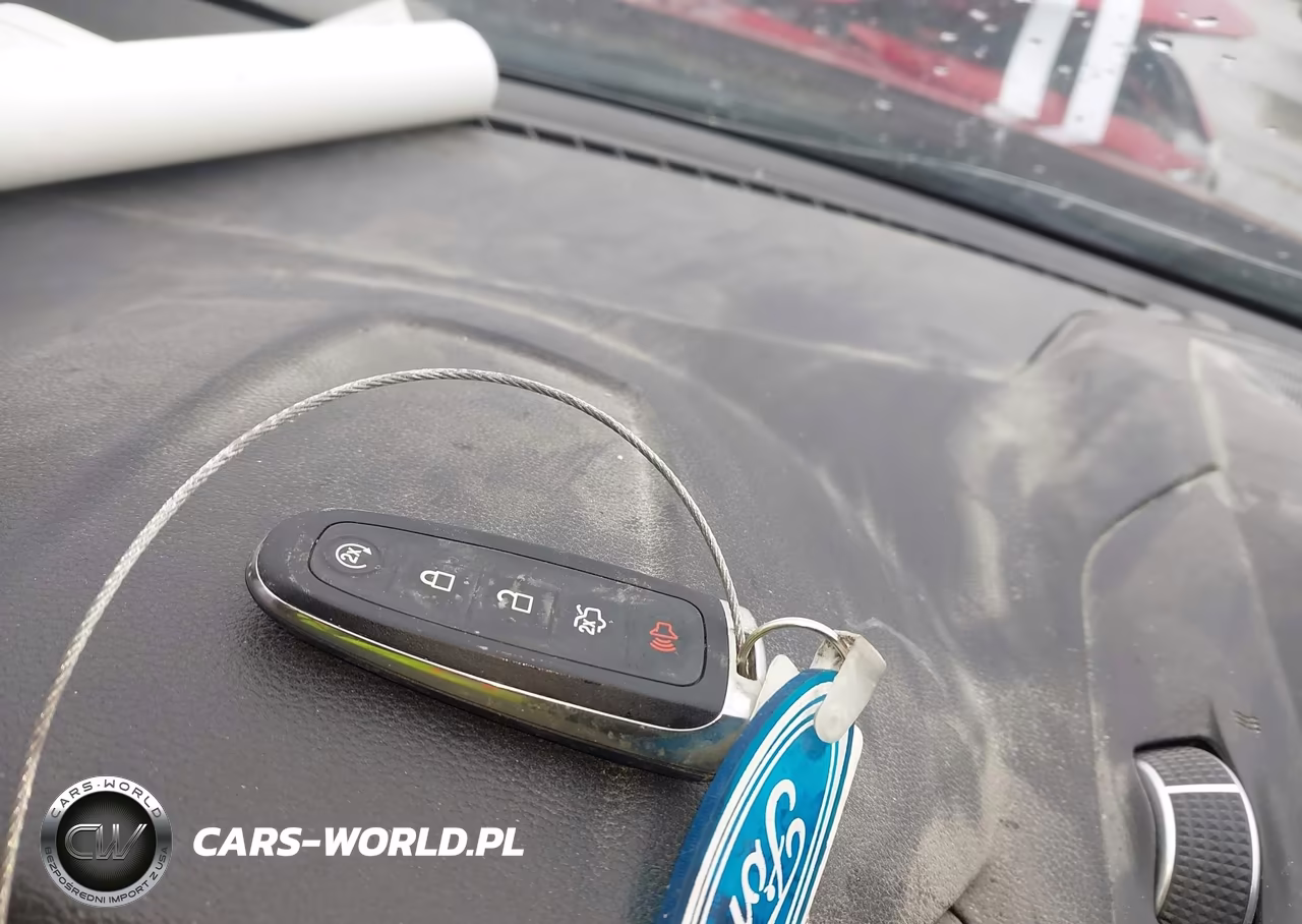 2019 Ford Escape Se VIN:1FMCU9GDXKUA13876 - 11