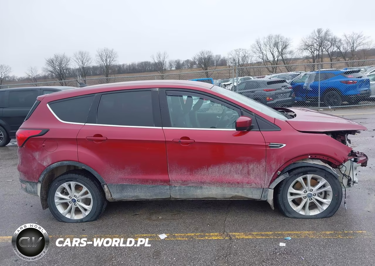 2019 Ford Escape Se VIN:1FMCU9GDXKUA13876 - 14