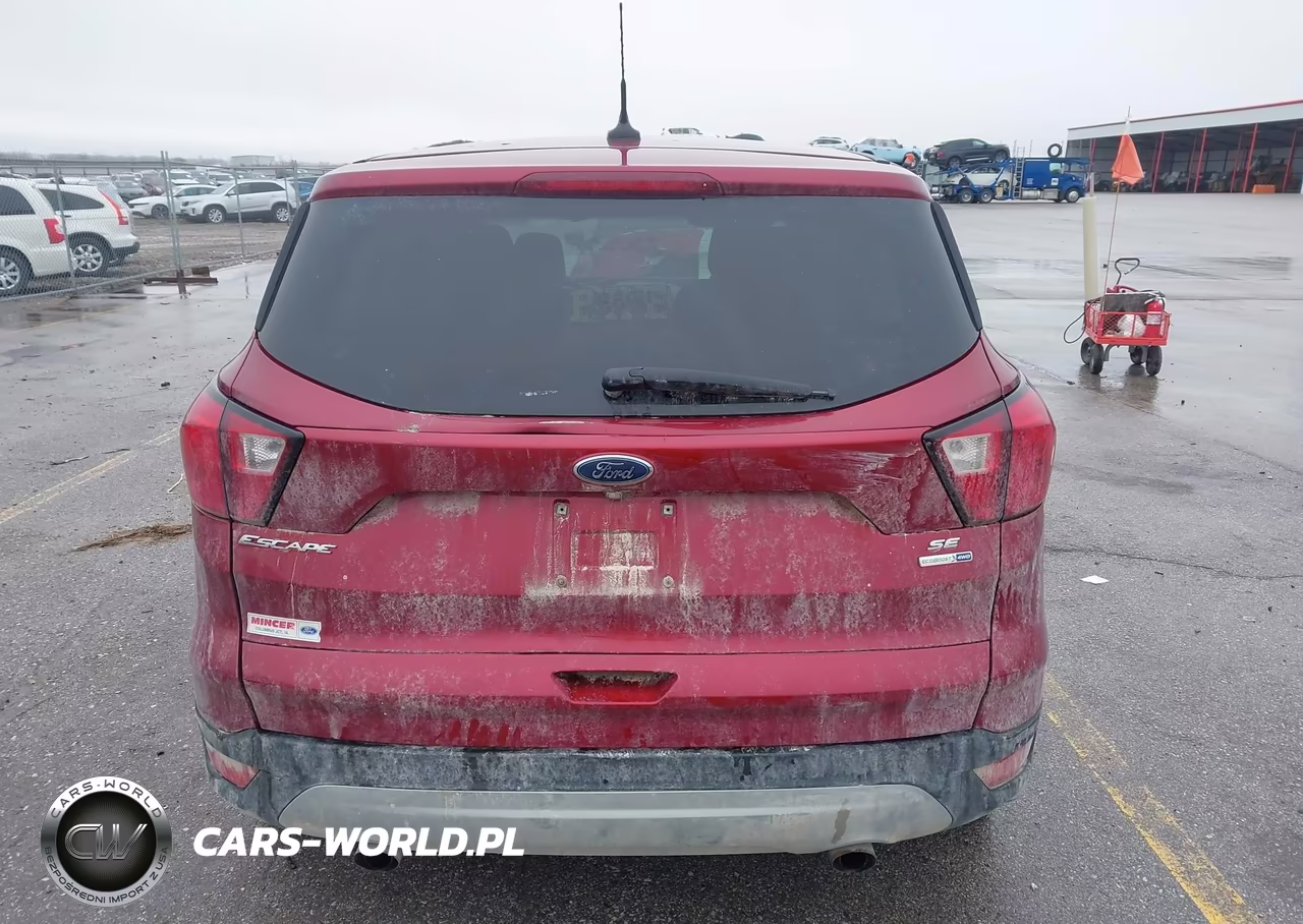 2019 Ford Escape Se VIN:1FMCU9GDXKUA13876 - 17