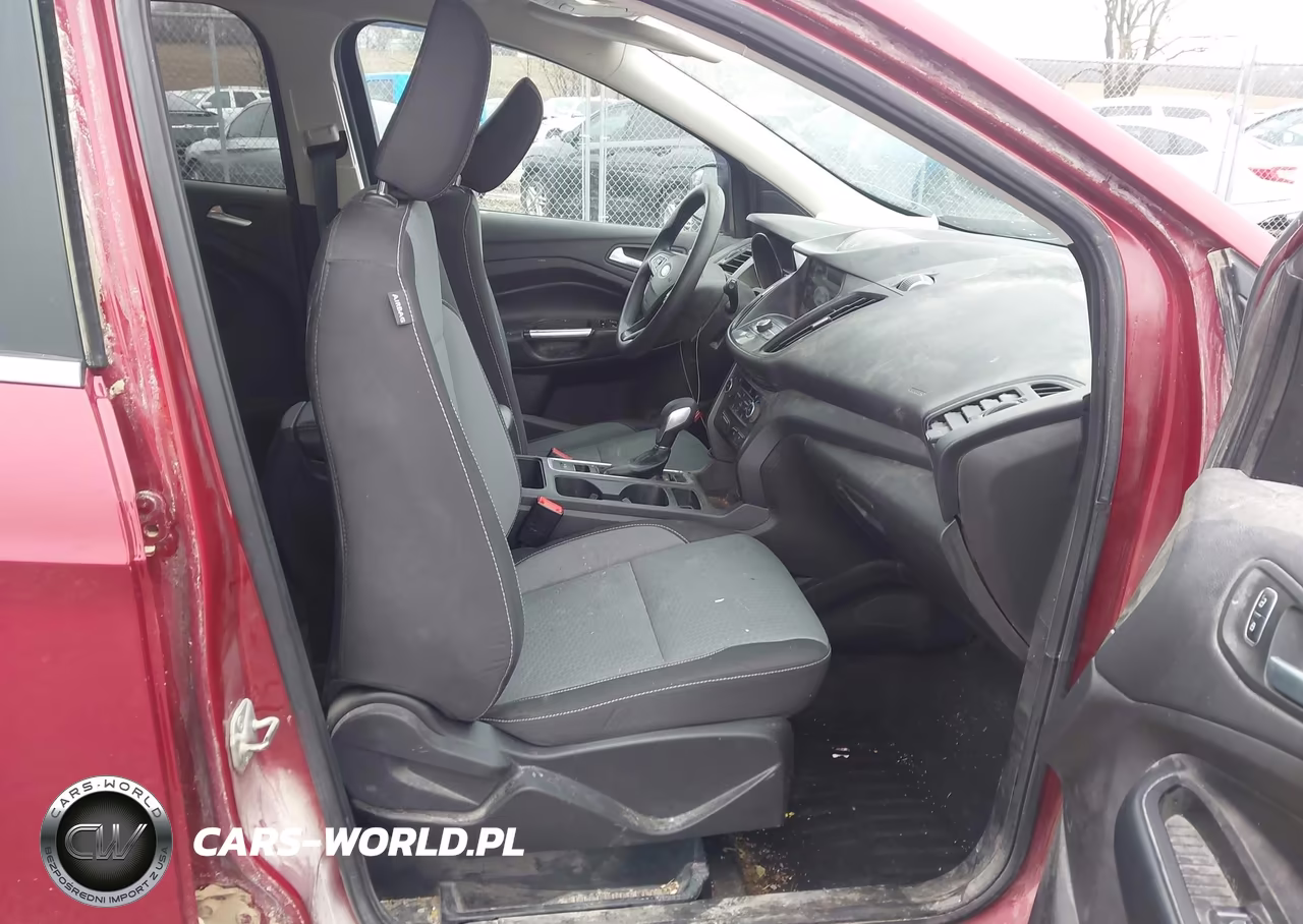 2019 Ford Escape Se VIN:1FMCU9GDXKUA13876 - 5