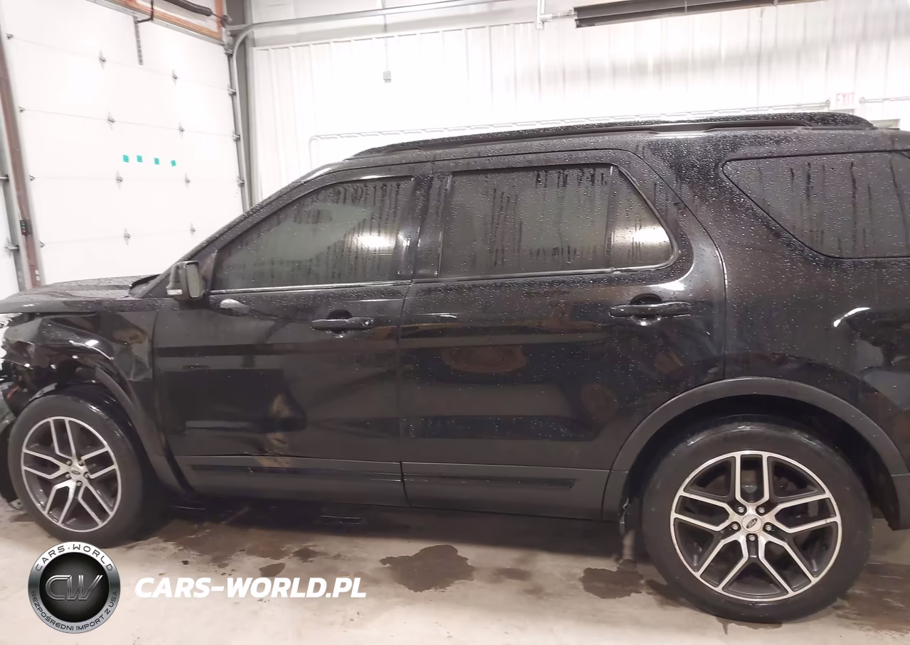 2016 Ford Explorer Sport VIN:1FM5K8GT4GGB93846 - 15