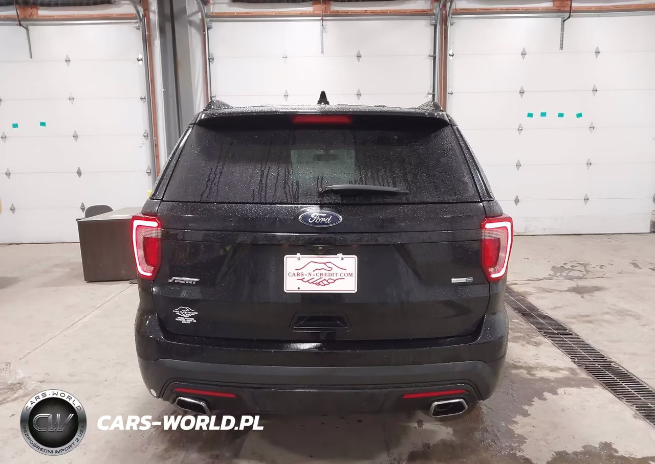 2016 Ford Explorer Sport VIN:1FM5K8GT4GGB93846 - 17