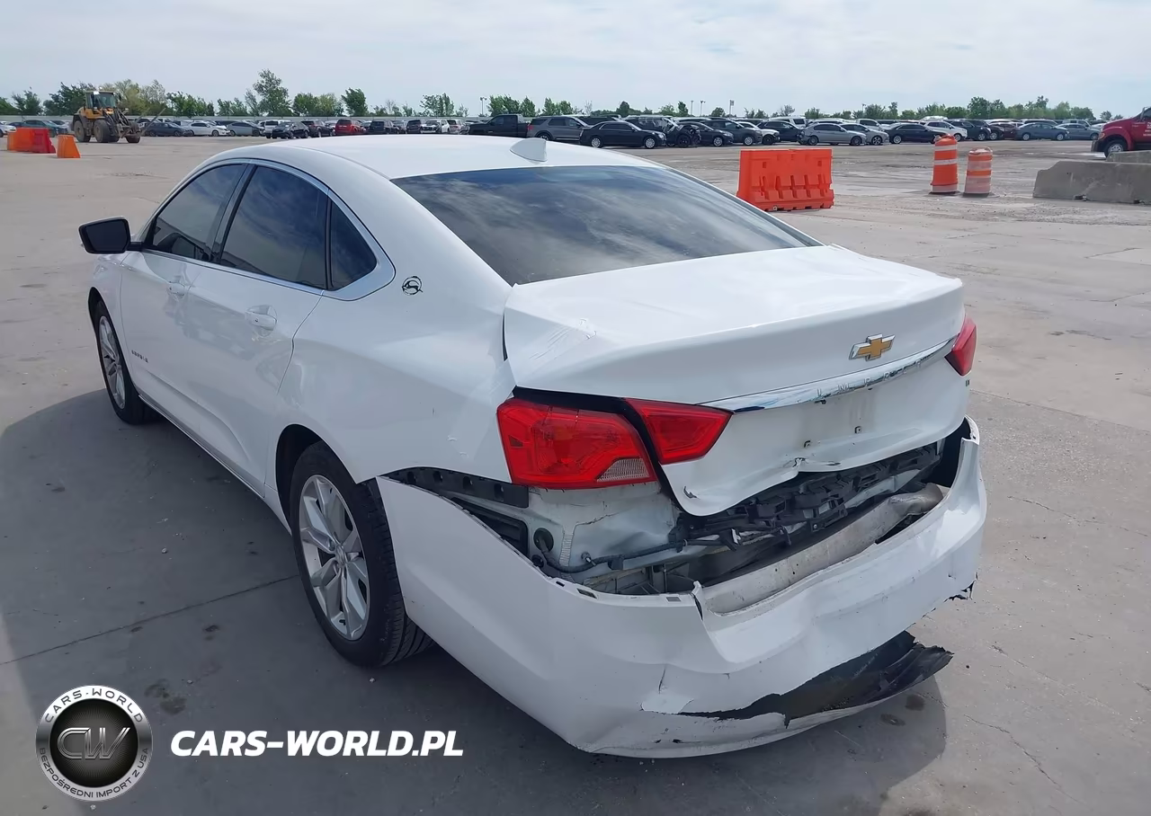 2018 Chevrolet Impala 1Lt VIN:1G1105SA2JU149911 - 3