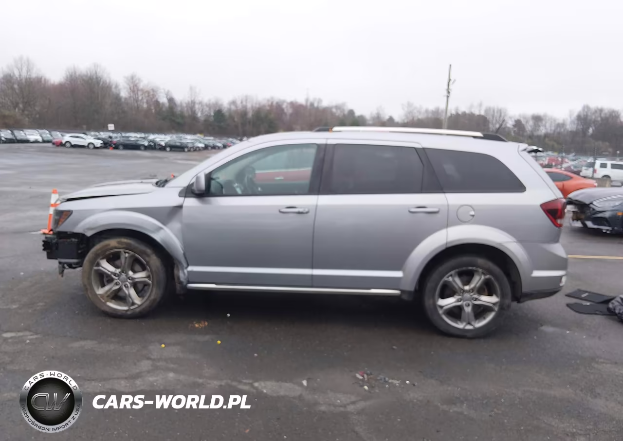 2017 Dodge Journey Crossroad Plus Awd VIN:3C4PDDGG3HT615945 - 14