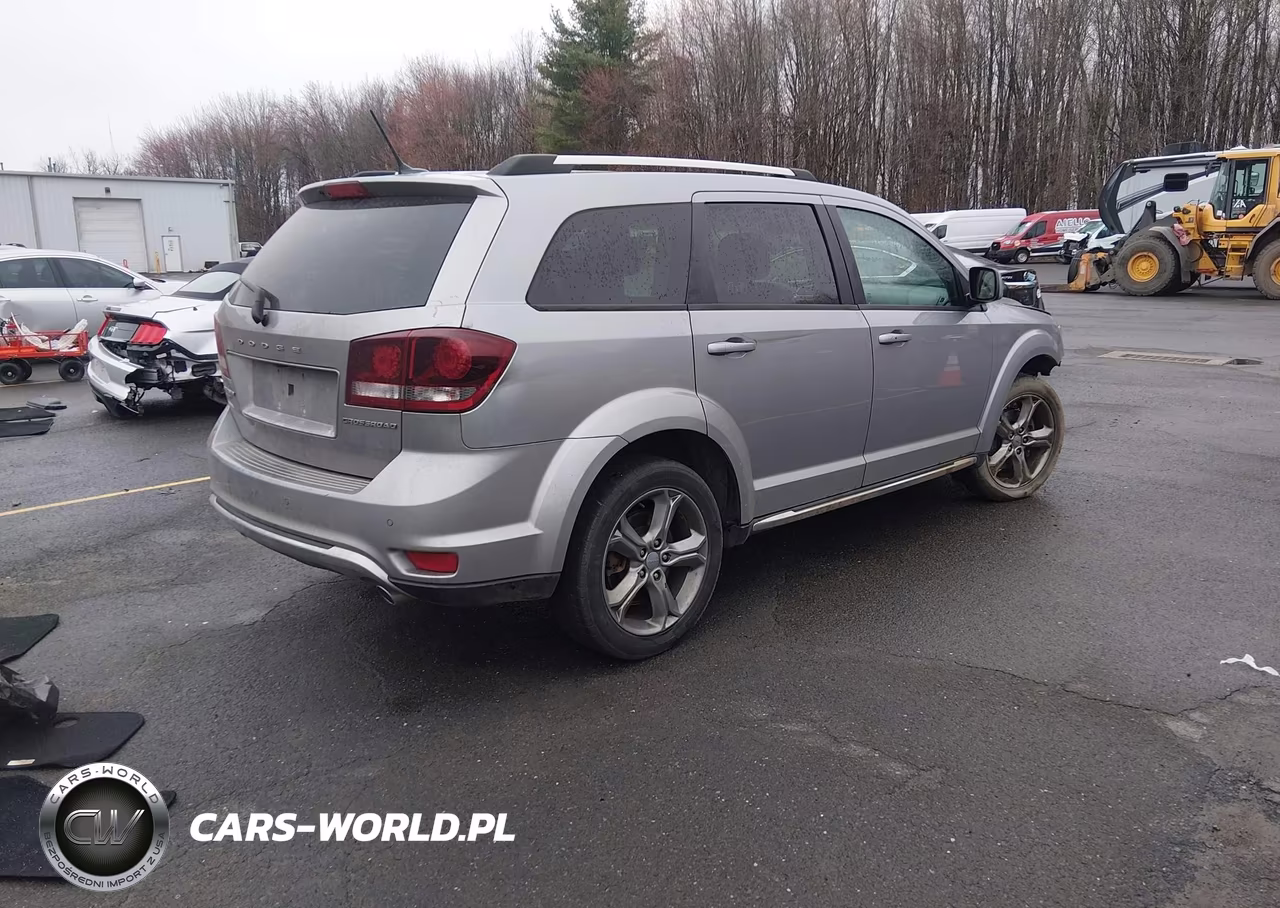 2017 Dodge Journey Crossroad Plus Awd VIN:3C4PDDGG3HT615945 - 4
