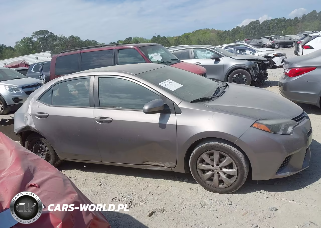 2015 Toyota Corolla Le VIN:2T1BURHE7FC242543 - 13
