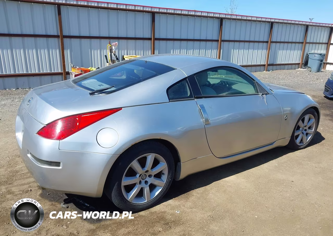 2004 Nissan 350Z Touring VIN:JN1AZ34D34T152922 - 4