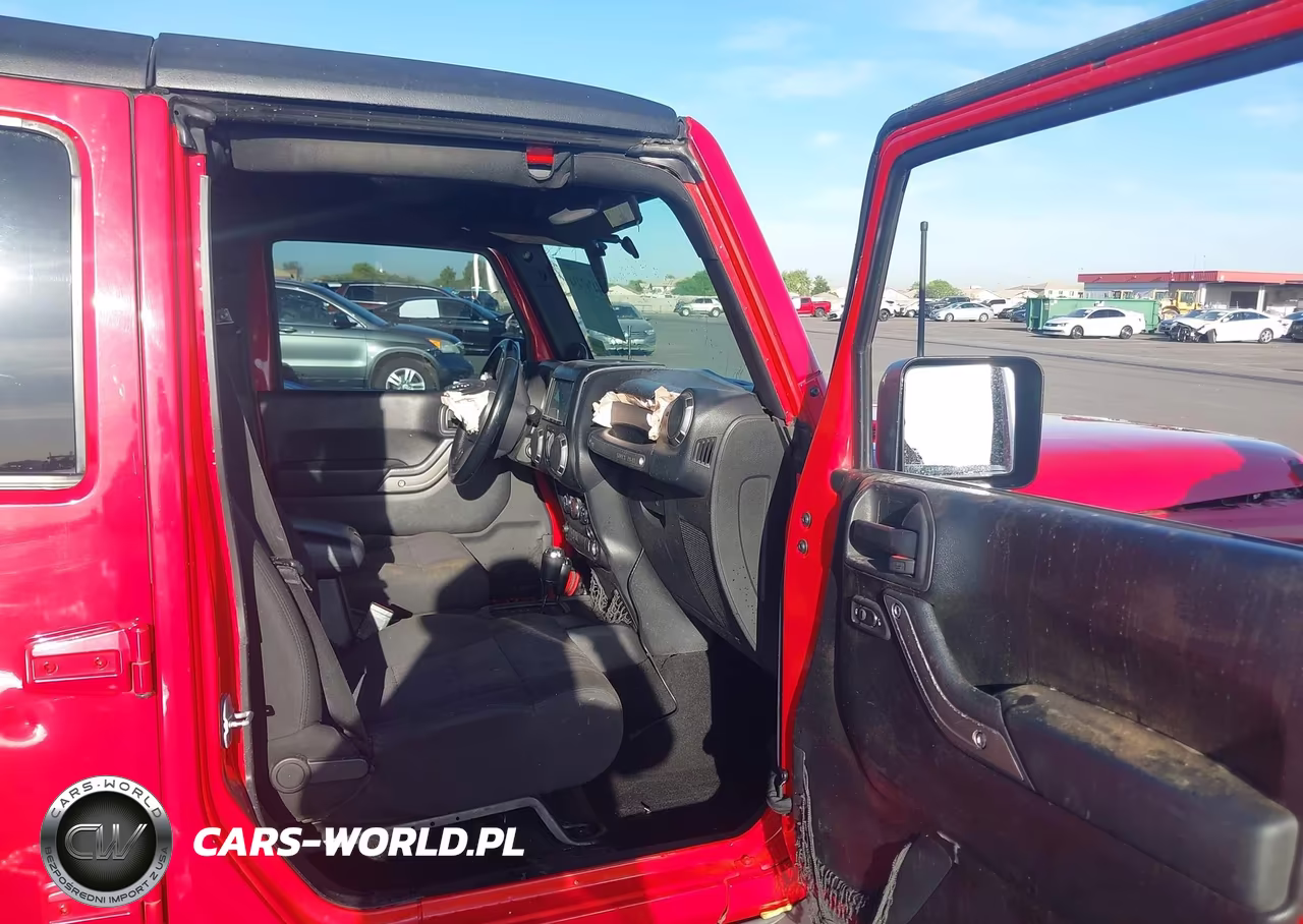 2011 Jeep Wrangler Unlimited Sport VIN:1J4BA3H16BL619170 - 5