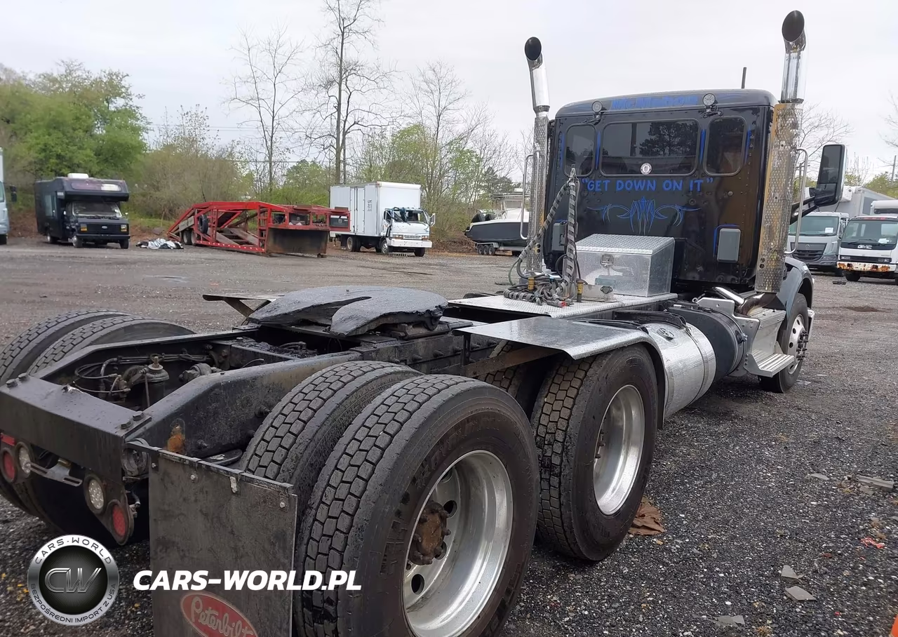 2015 Peterbilt 567 VIN:1XPCDP0X4FD308988 - 4