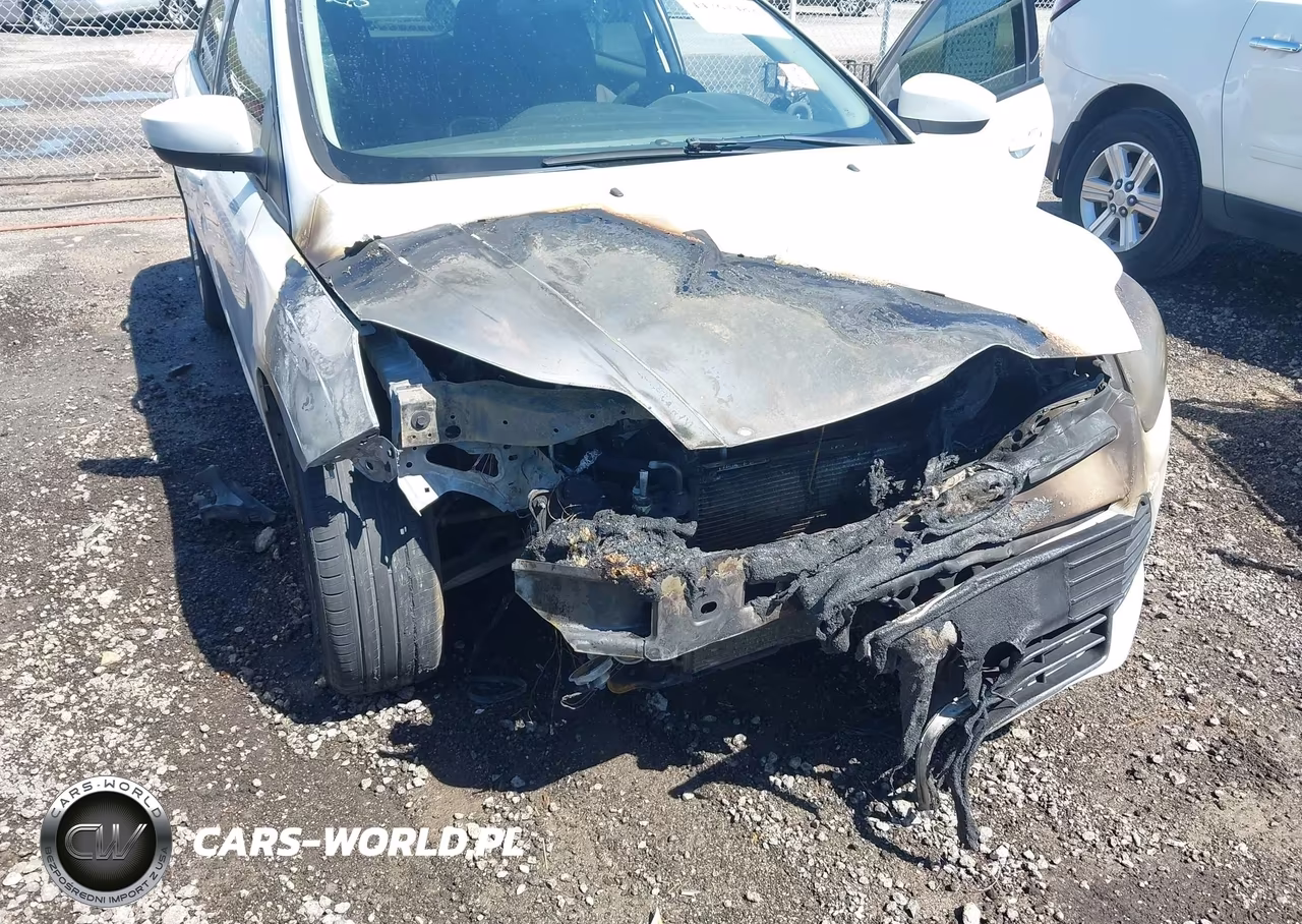 2012 Ford Focus Se VIN:1FAHP3K29CL333353 - 6