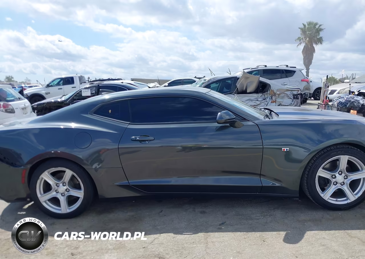 2016 Chevrolet Camaro 1Lt VIN:1G1FB1RX8G0160561 - 13