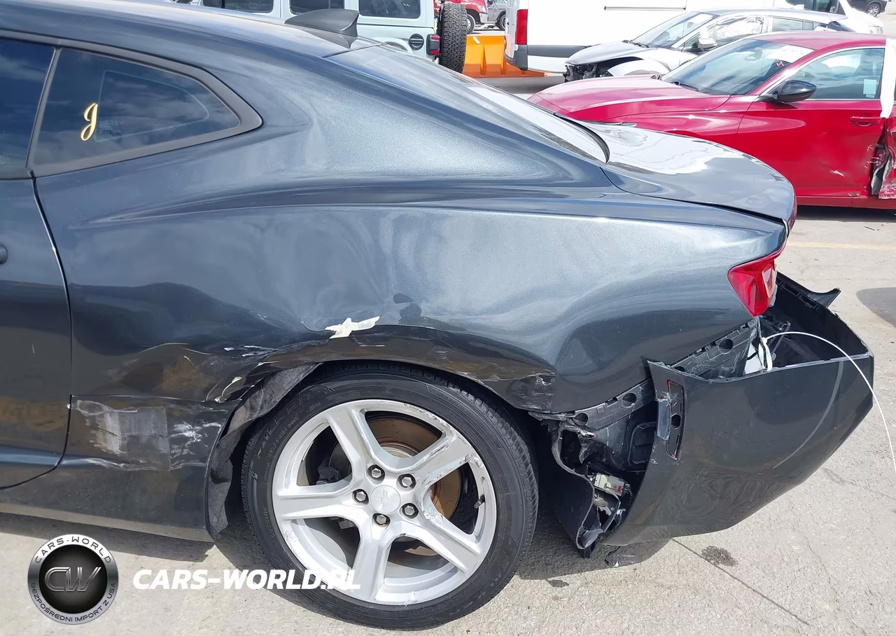 2016 Chevrolet Camaro 1Lt VIN:1G1FB1RX8G0160561 - 17