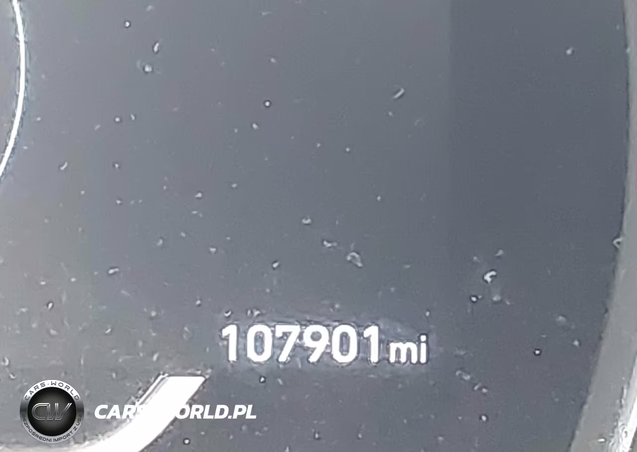 2019 Hyundai Santa Fe Ultimate VIN:5NMS5CAD1KH033489 - 15