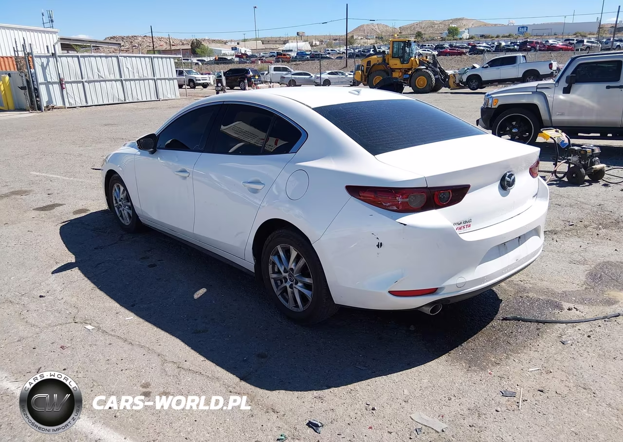 2019 Mazda Mazda3 Premium Package VIN:3MZBPAEM5KM103059 - 3