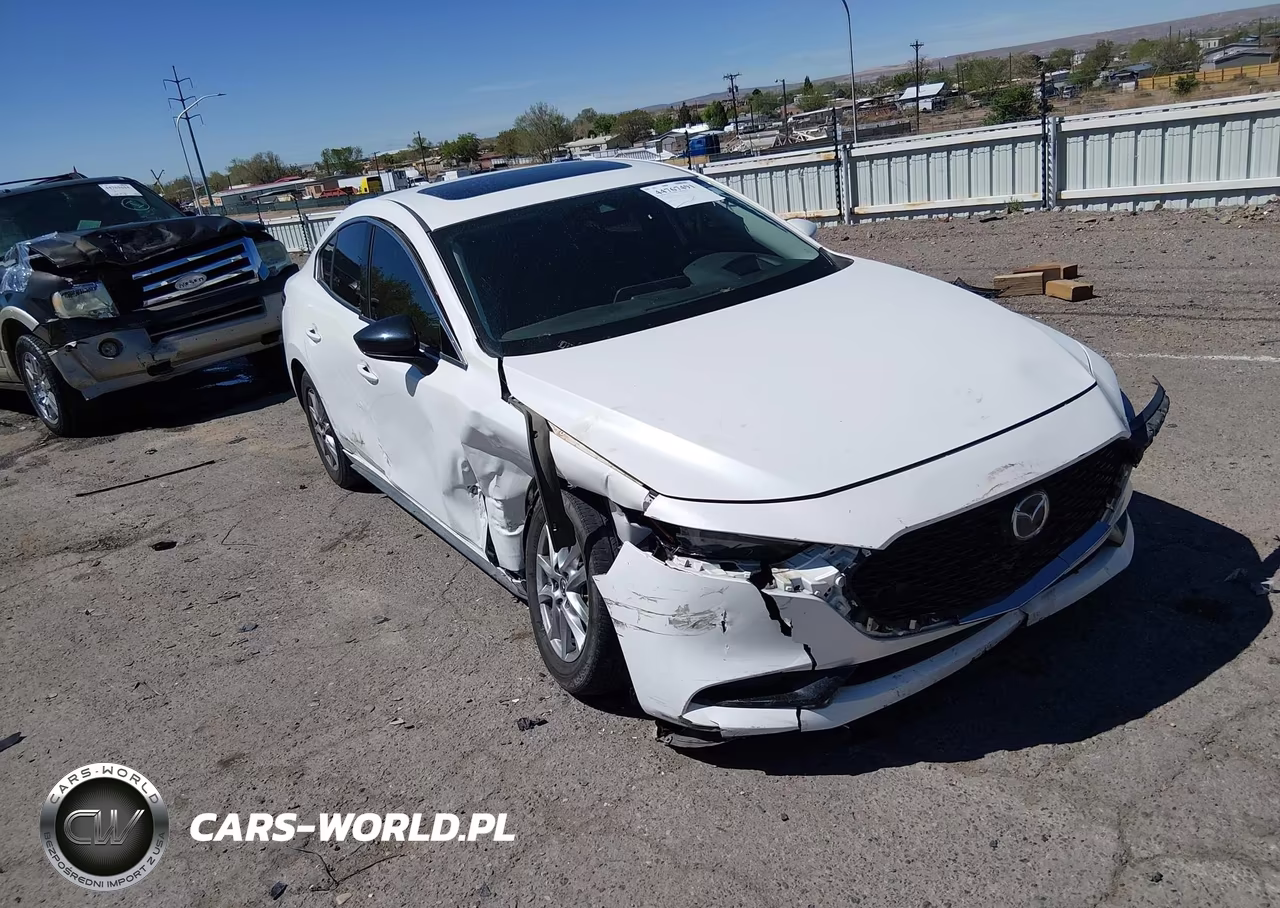 2019 Mazda Mazda3 Premium Package VIN:3MZBPAEM5KM103059 - 6