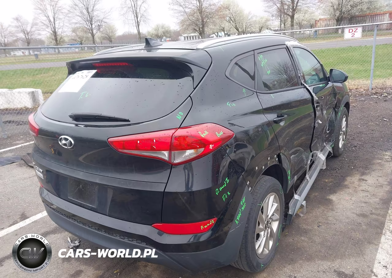 2018 Hyundai Tucson Sel VIN:KM8J33A48JU631681 - 4