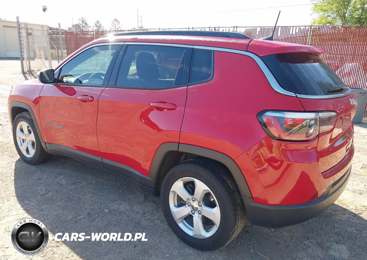 2019 Jeep Compass Latitude Fwd VIN:3C4NJCBB5KT736666 - 3