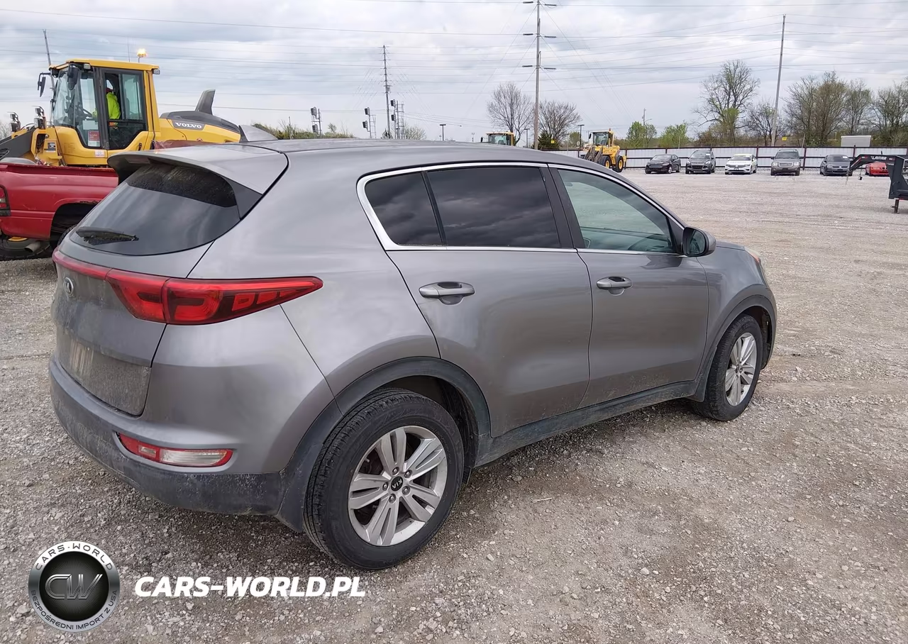 2017 Kia Sportage Lx VIN:KNDPM3ACXH7235490 - 4