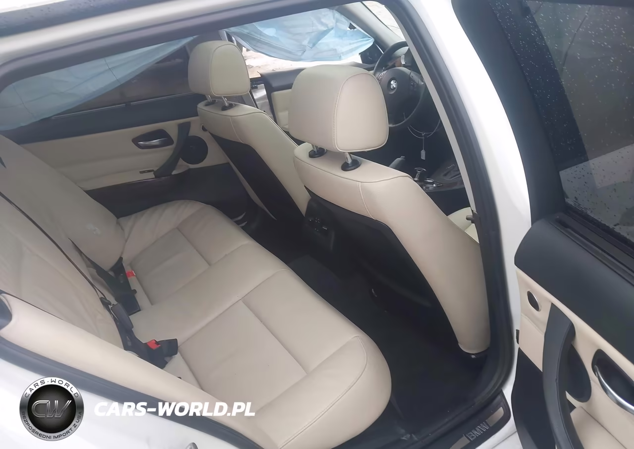 2011 BMW 328I VIN:WBAUT9C59BA192081 - 8