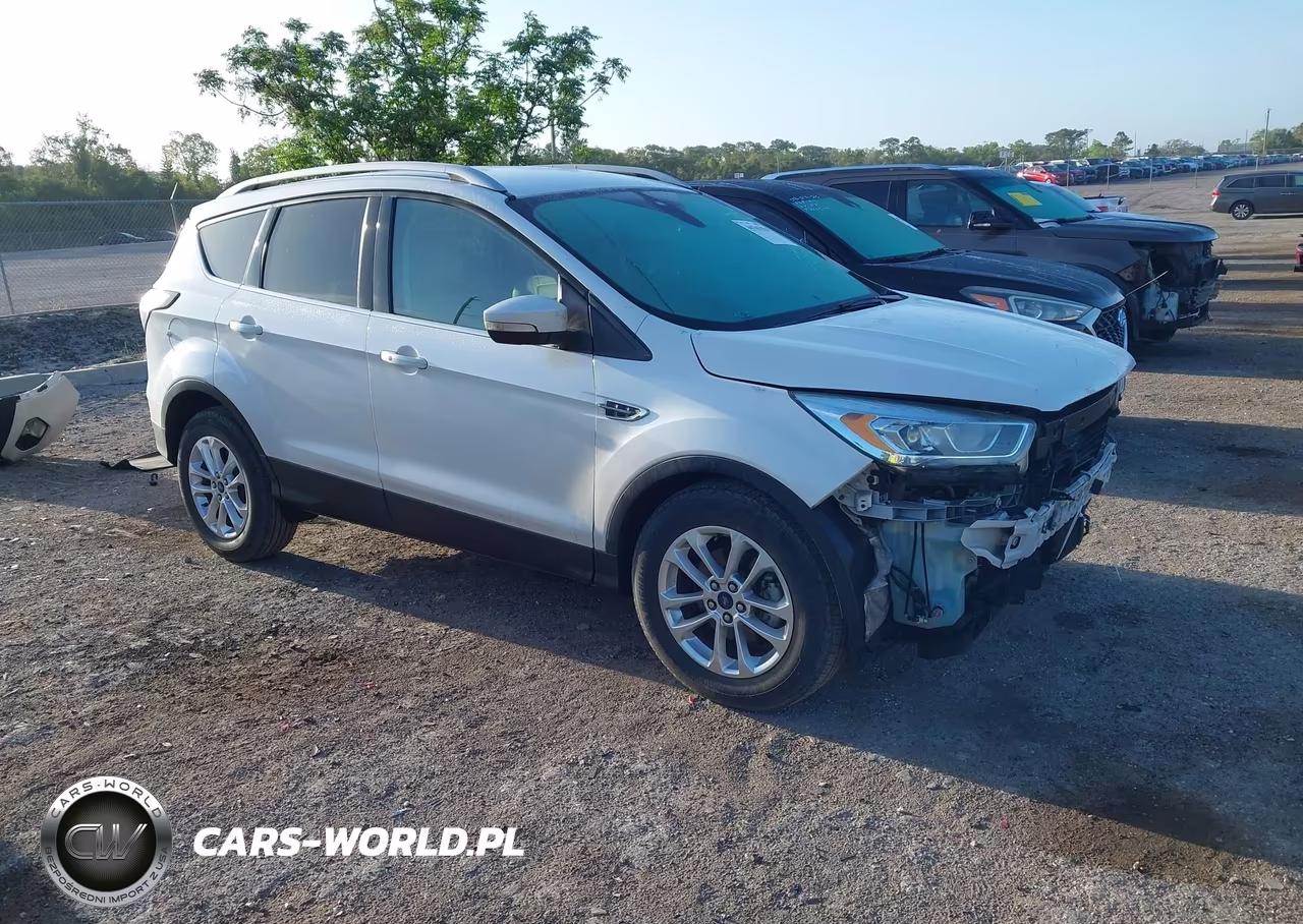 2017 Ford Escape Titanium – zdjęcie 1 z 16