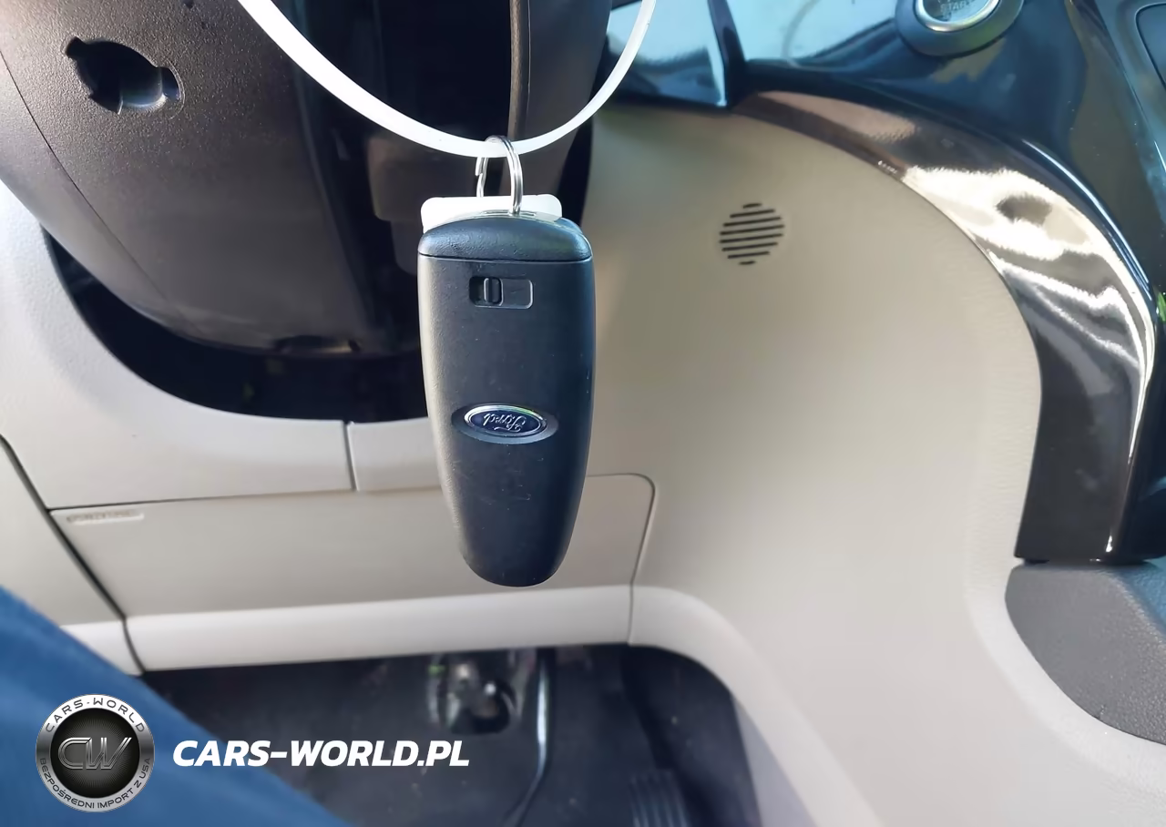 2017 Ford Escape Titanium VIN:1FMCU0JD4HUC85885 - 11