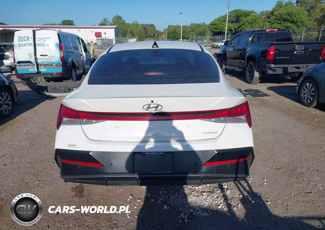 2024 Hyundai Elantra Limited VIN:KMHLP4DG5RU649656 - 16