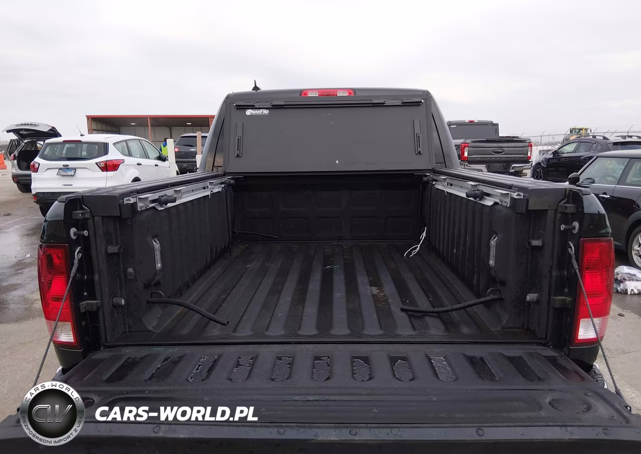 2019 Ram 1500 Classic Big Horn 4X4 5'7 Box VIN:1C6RR7LTXKS527442 - 17