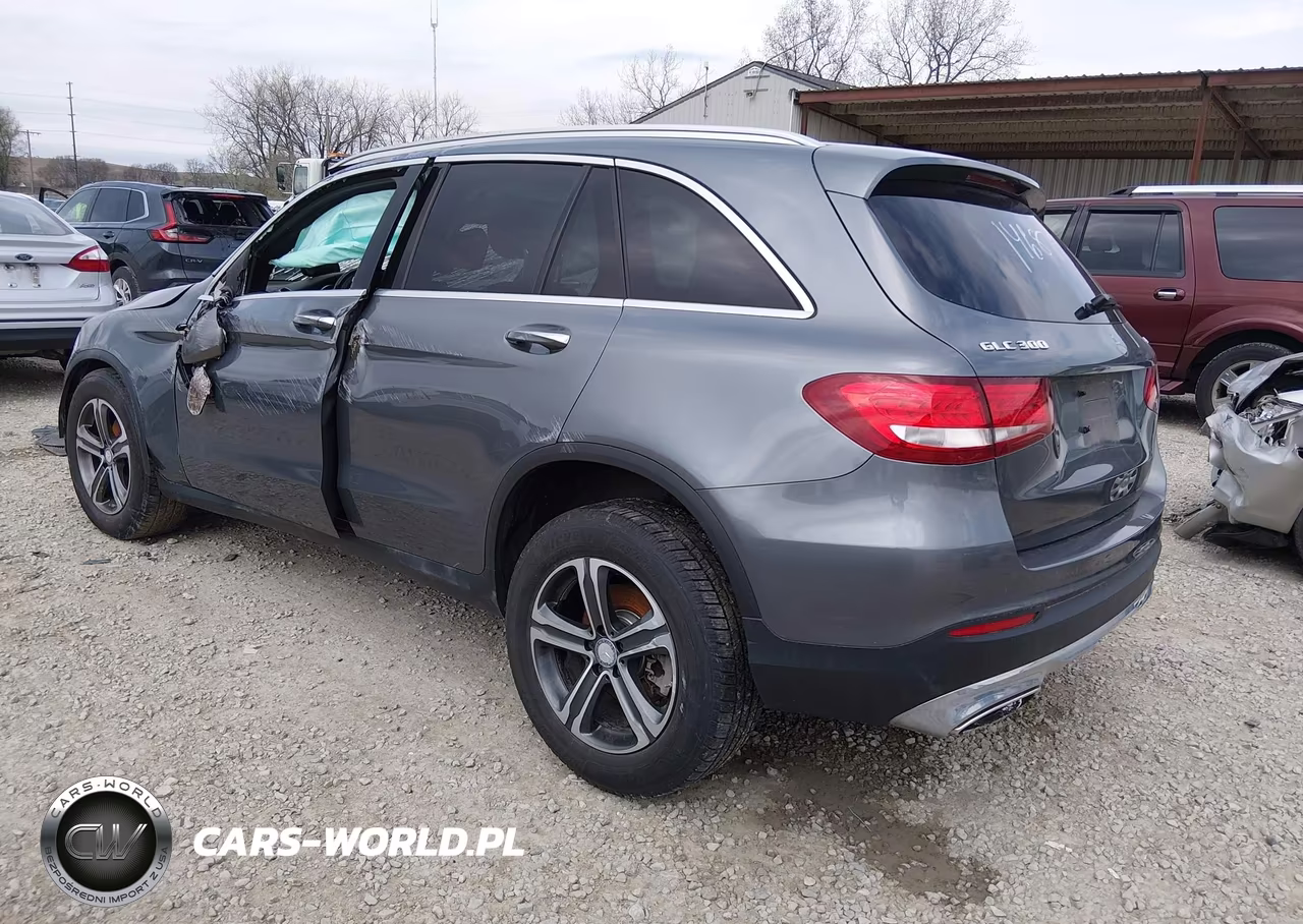 2017 Mercedes-Benz Glc 300 4Matic VIN:WDC0G4KB3HF146879 - 3