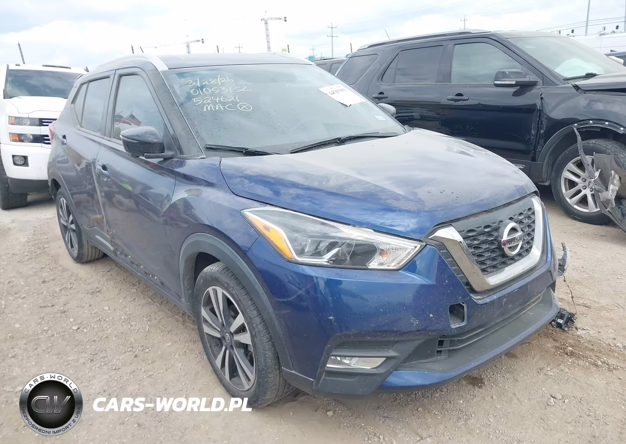 2018 Nissan Kicks Sr