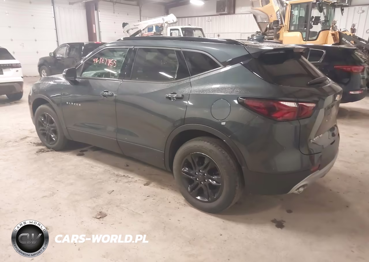 2019 Chevrolet Blazer VIN:3GNKBGRS3KS664909 - 3