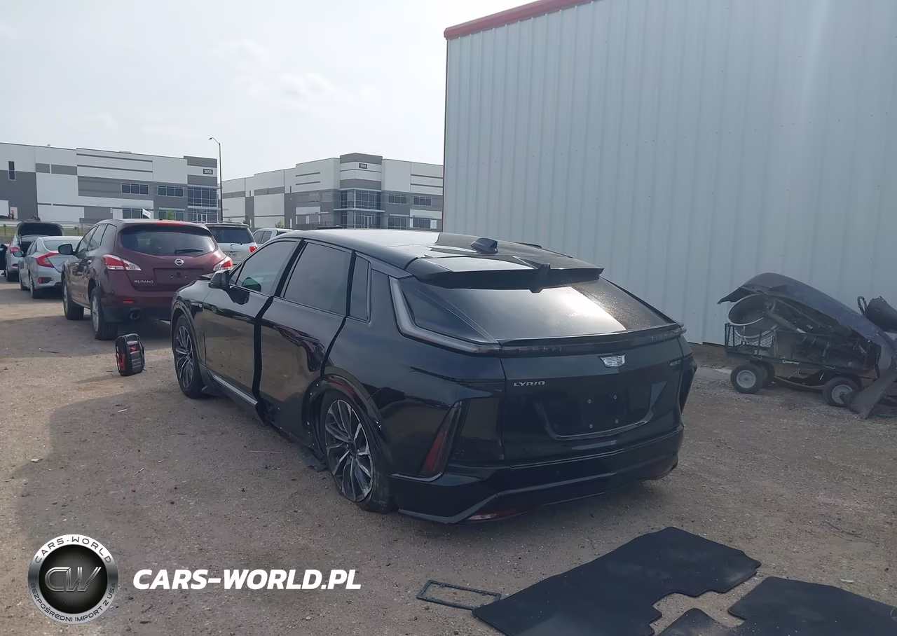 2024 Cadillac Lyriq Sport W-1Sj VIN:1GYKPVRK7RZ105823 - 3
