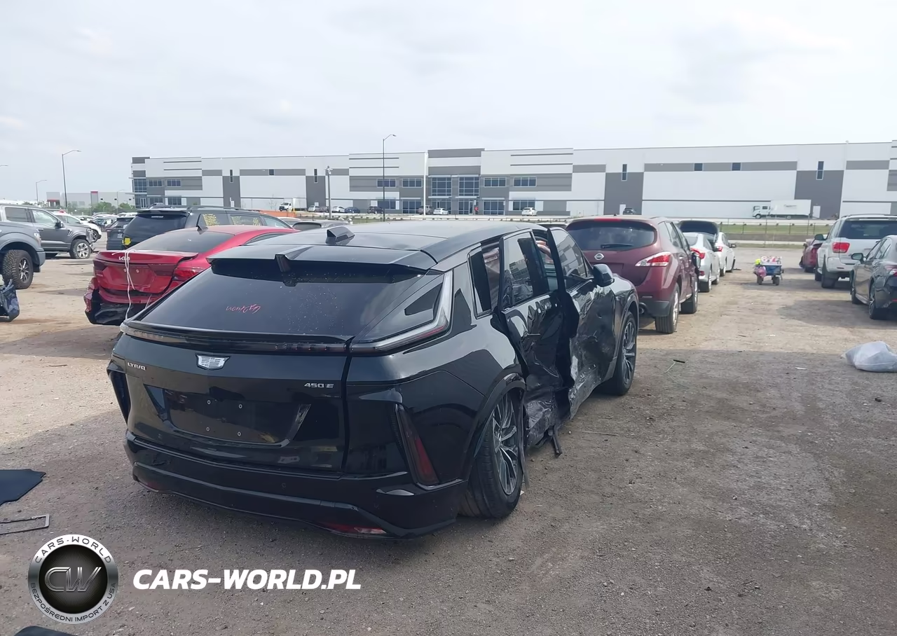 2024 Cadillac Lyriq Sport W-1Sj VIN:1GYKPVRK7RZ105823 - 4