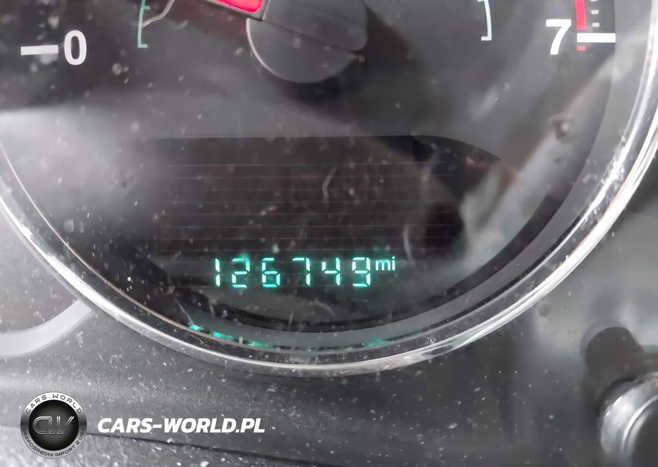 2016 Jeep Wrangler Unlimited Sahara VIN:1C4BJWEG5GL111201 - 15