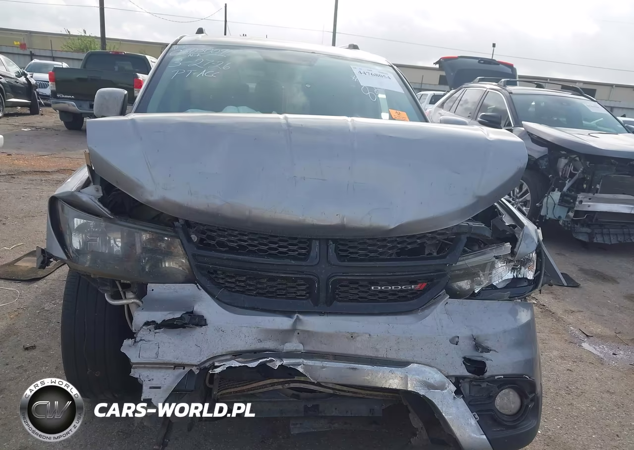 2017 Dodge Journey Crossroad VIN:3C4PDCGB3HT638253 - 12