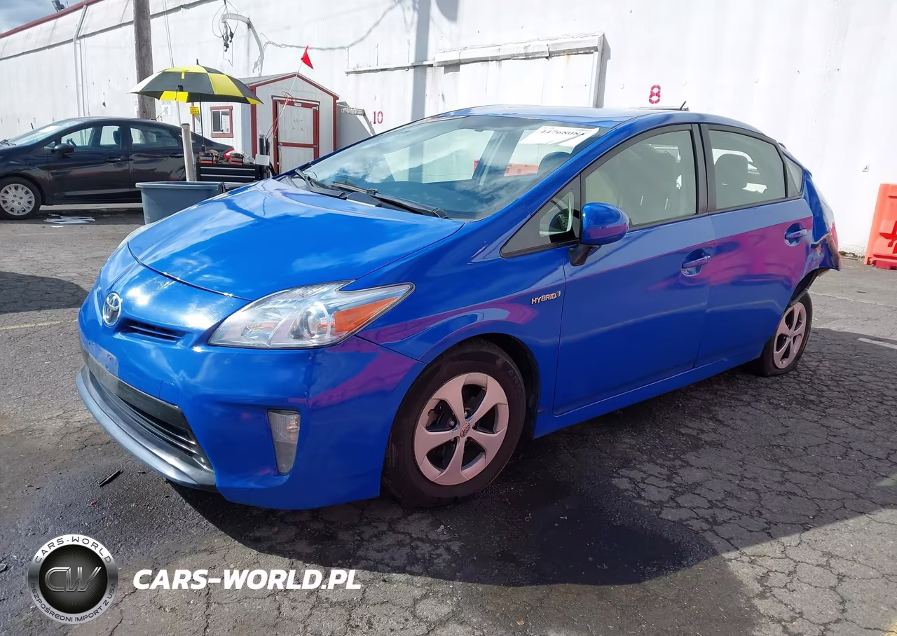 2015 Toyota Prius Two VIN:JTDKN3DU9F2001511 - 2