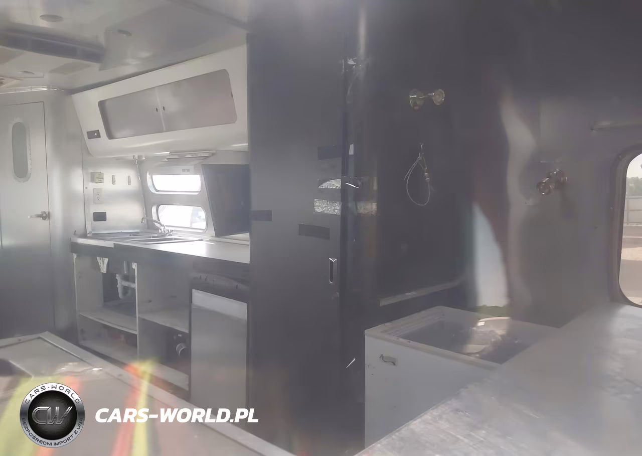 2006 Airstream International 22 Ccd VIN:1STBFAF236J519280 - 10