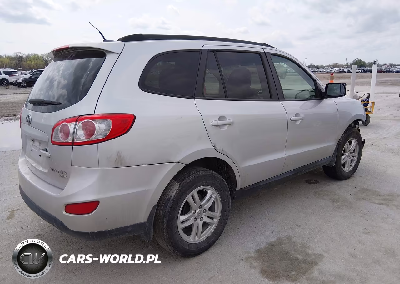 2012 Hyundai Santa Fe Gls VIN:5XYZGDAB7CG108768 - 4