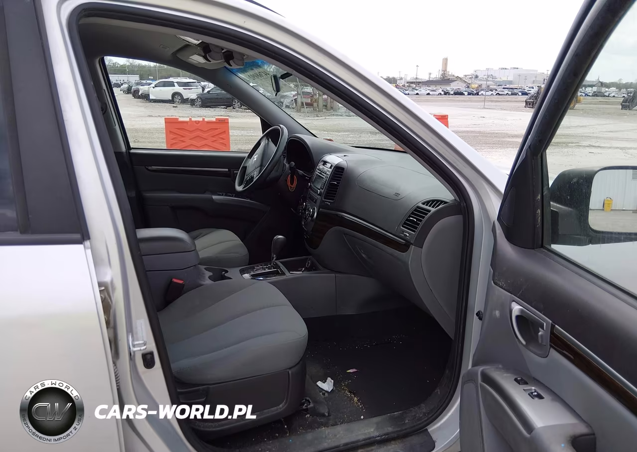 2012 Hyundai Santa Fe Gls VIN:5XYZGDAB7CG108768 - 5