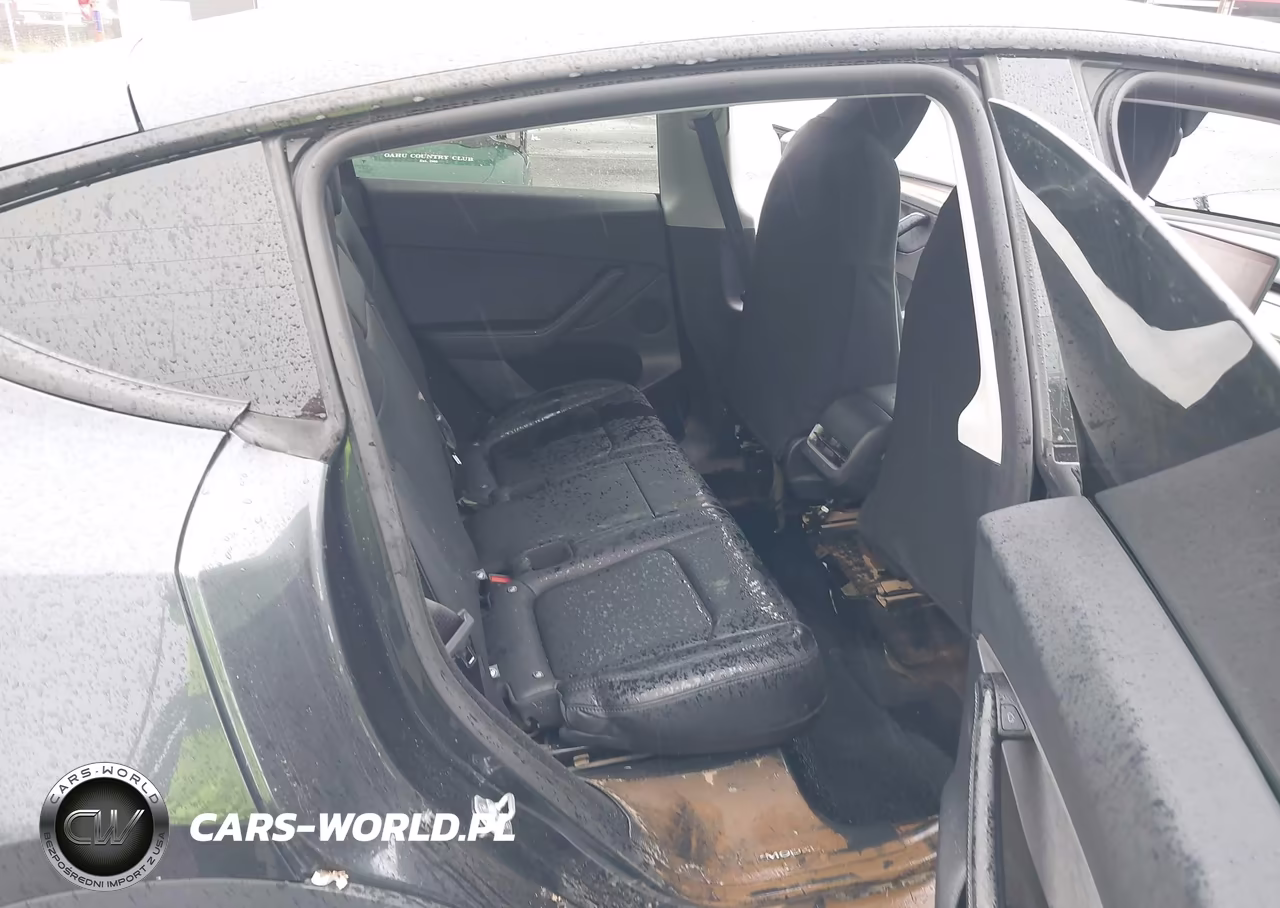 2025 Tesla Model Y Long Range Dual Motor Rear-Wheel Drive VIN:7SAYGDED7SF313345 - 8