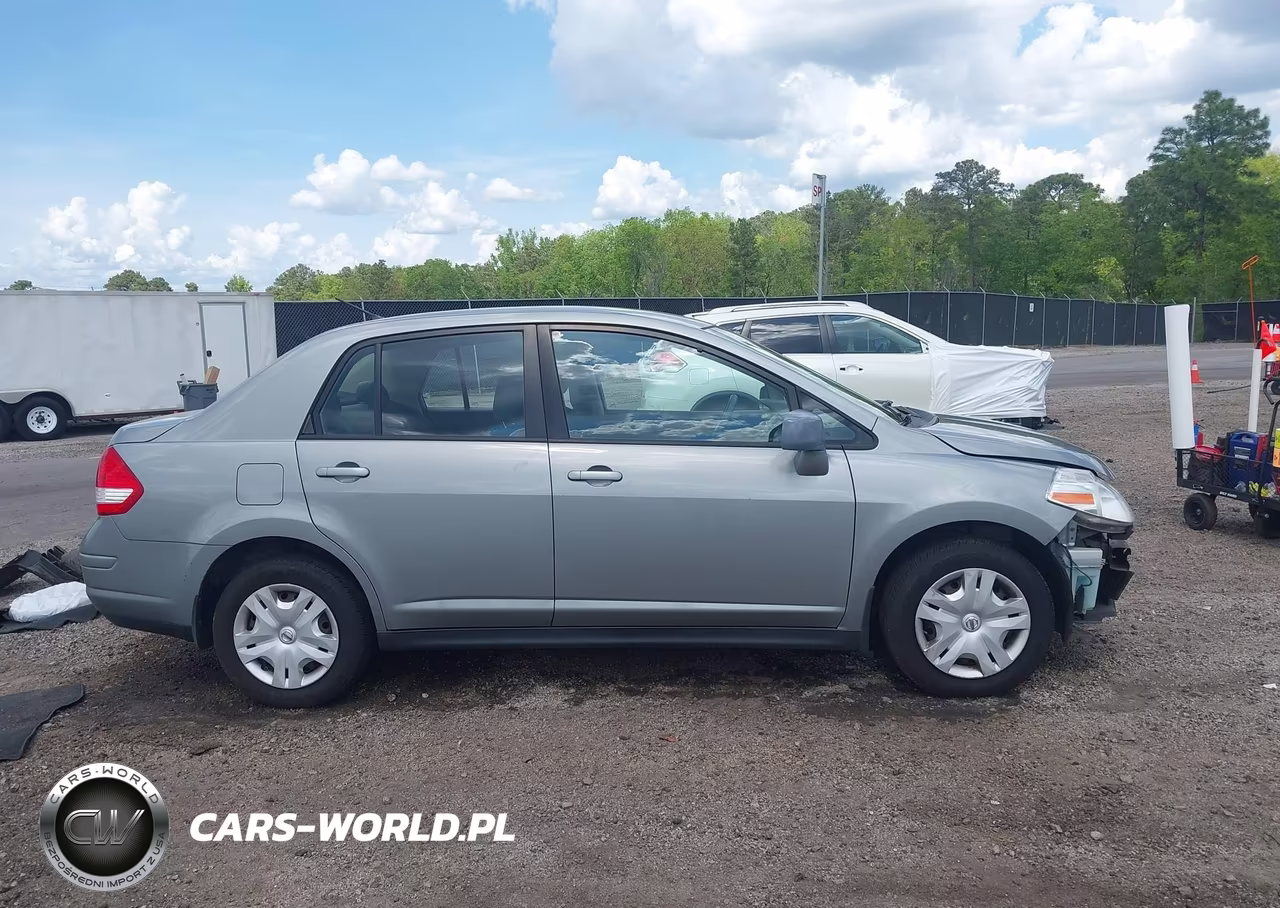 2010 Nissan Versa 1.8S VIN:3N1BC1AP6AL468548 - 14