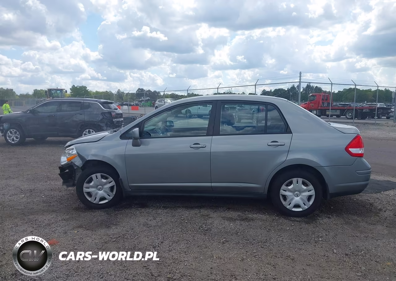 2010 Nissan Versa 1.8S VIN:3N1BC1AP6AL468548 - 15