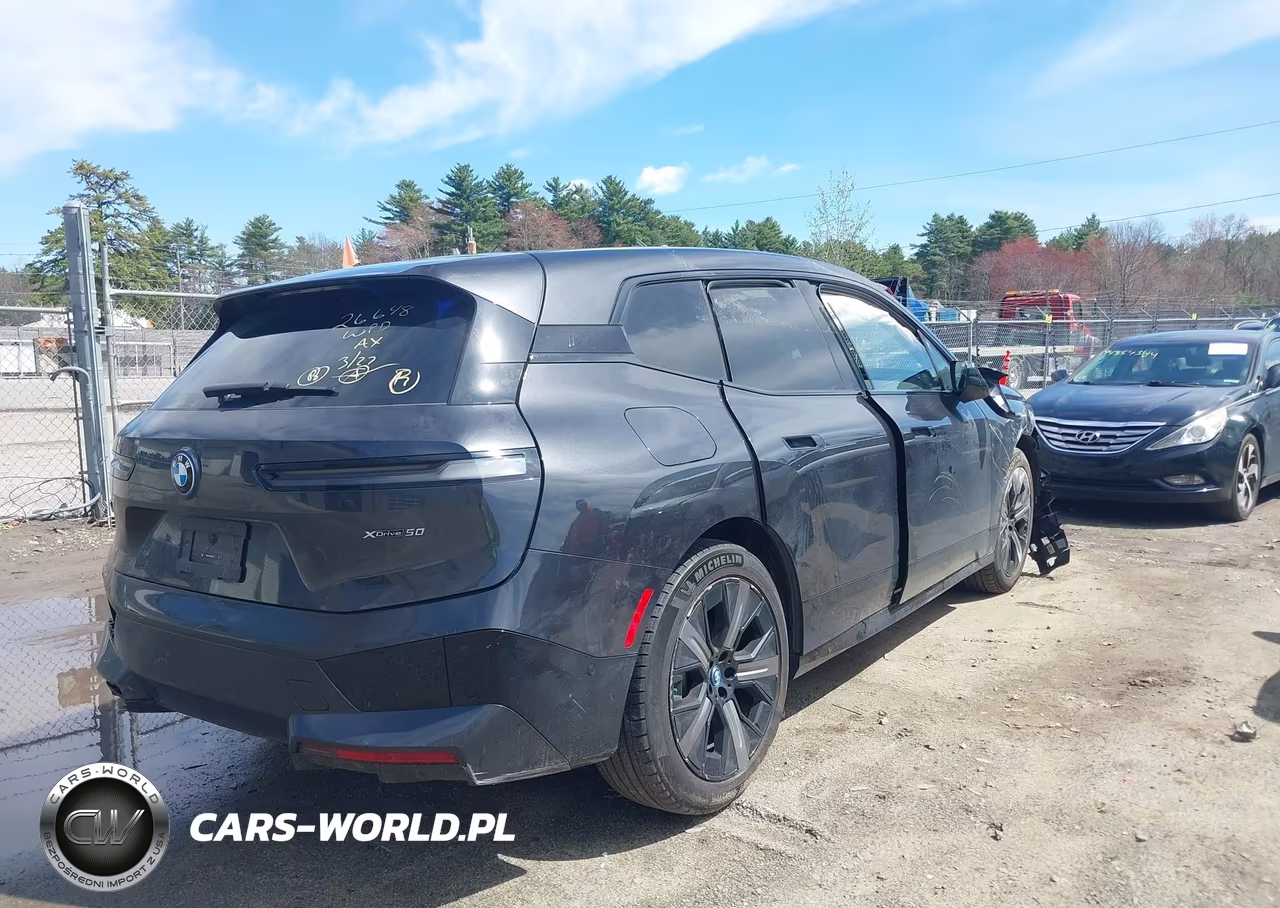 2024 BMW Ix xDrive50 VIN:WB523CF08RCR01827 - 4