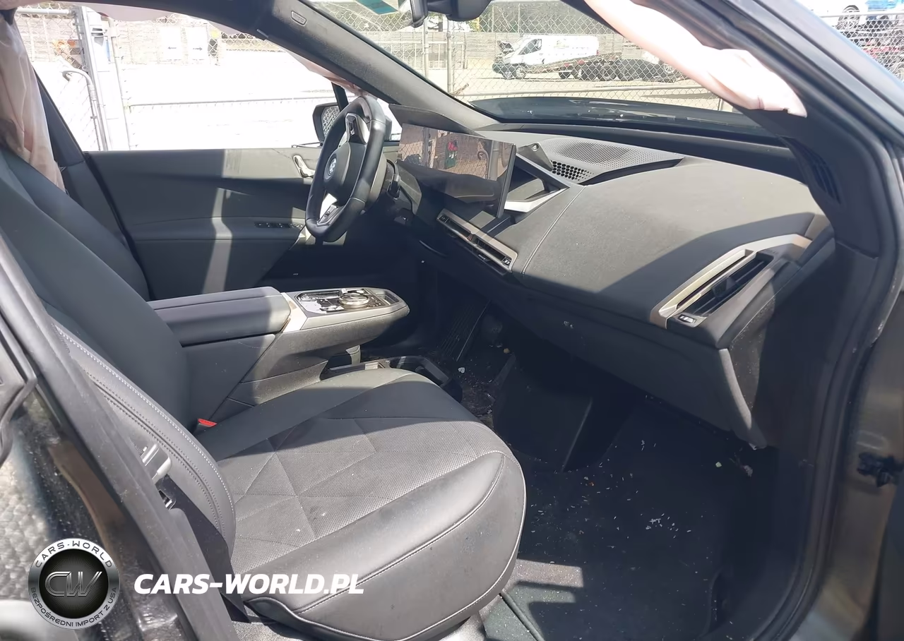 2024 BMW Ix xDrive50 VIN:WB523CF08RCR01827 - 5