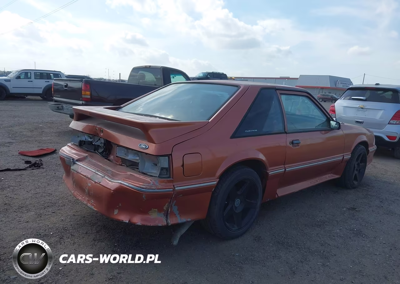 1988 Ford Mustang Gt VIN:1FABP42E0JF247835 - 4