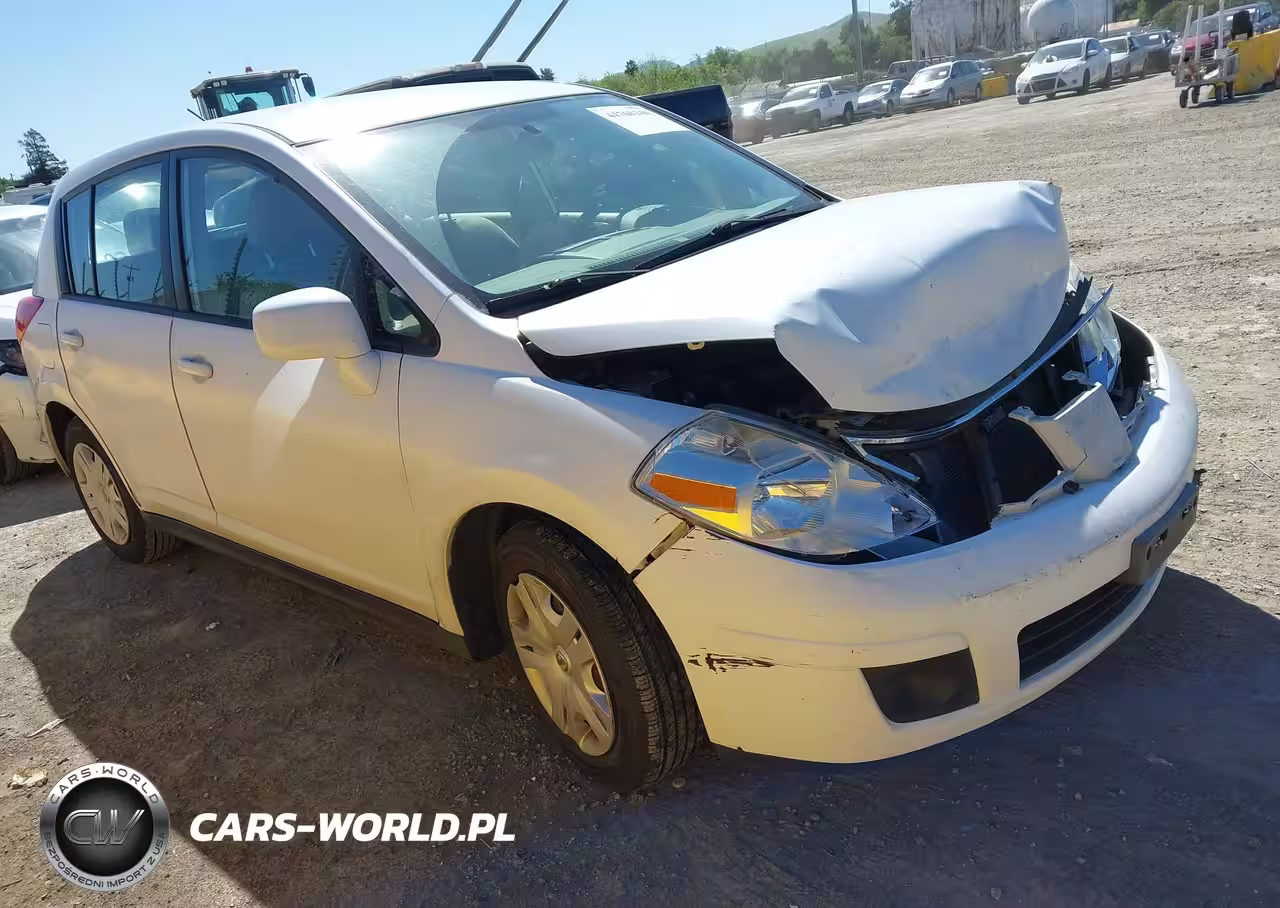 2011 Nissan Versa 1.8S